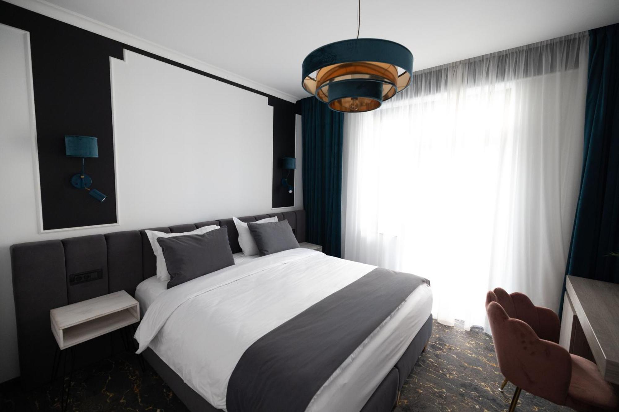 Opera Hotel Timisoara Exterior photo