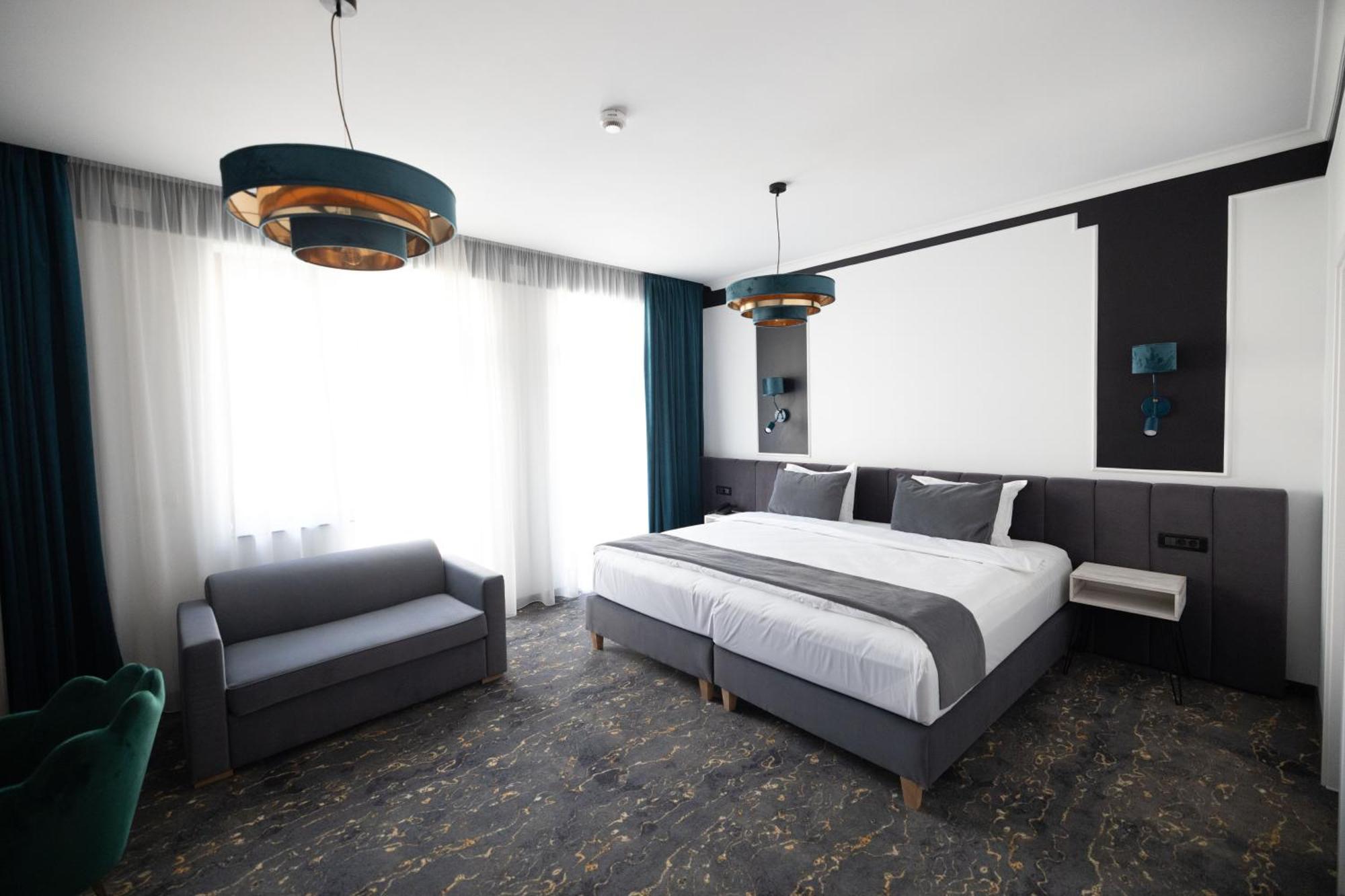 Opera Hotel Timisoara Exterior photo